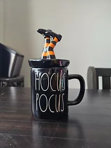 Rae Dunn HOCUS POCUS Halloween Mug with Legs Topper Lid - Picture 1 of 3