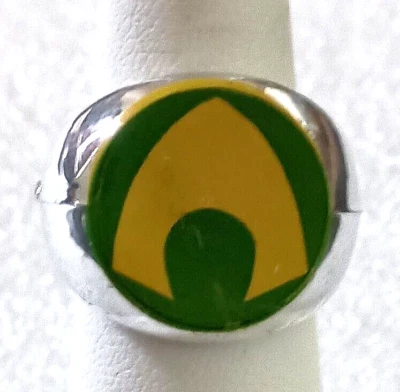 DC Comics Aquaman A&A торговая игрушка жевательная резинка приз пластиковое кольцо 2015 новый из старых запасов - Изображение 1 из 4