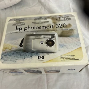 HP Digital Camera Photosmart 320 2.1MP Silver Tested - Picture 1 of 8
