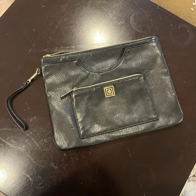 Liz Claiborne Negro Dorado Grande Cremallera Bolsa Bolso de Mano Tableta Estuche Muñequera Foto 1 de 4