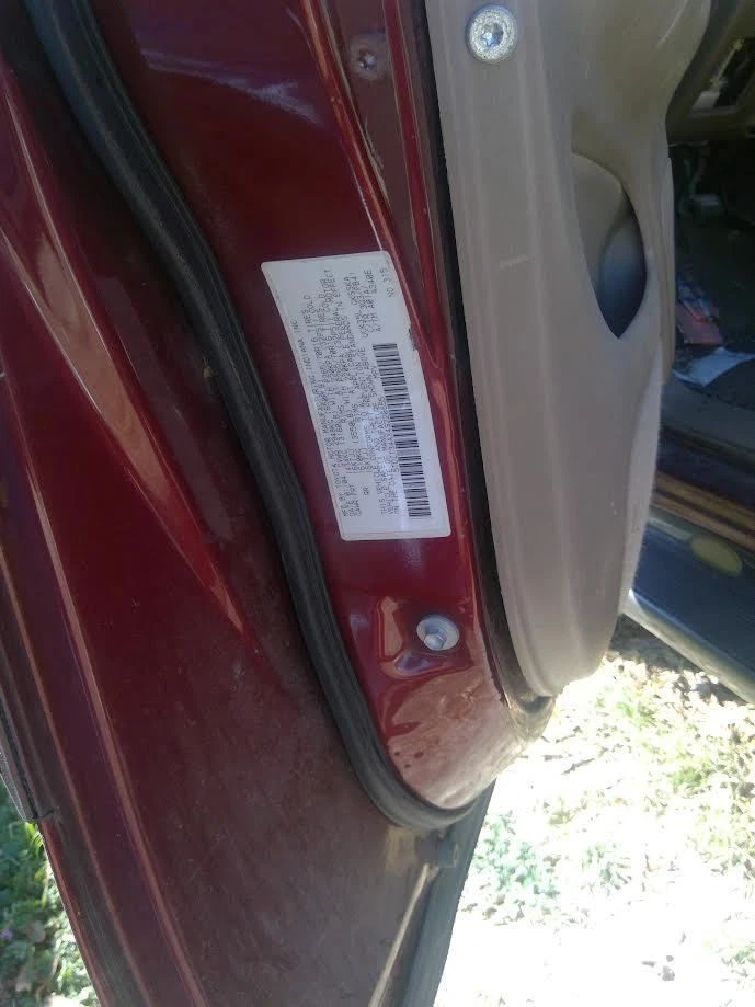 Driver Left Tail Light Liftgate Mounted Fits 01-04 SEQUOIA 585813 - Image 1 of 4