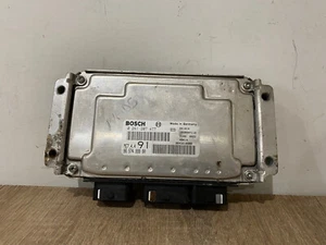 MOTOR PEUGEOT 206 MK1 ECU 0261207477 / 9657499980 - Imagen 1 de 2