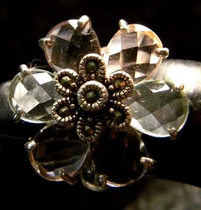 SCHÖNER SILBERRING LIGHT AMETHYS FLOWER (VERSCHIEDENER HELLER FARBTON) - Bild 1 von 3