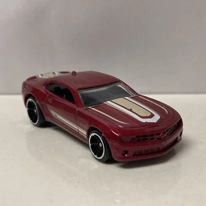 2010 10 Chevy Camaro SS Collectible 1/64 Scale Diecast Diorama Model - Picture 1 of 4