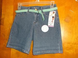 NEW LADY'S RIDERS DENIM BLUE SLENDER STRETCH w/ BELT MID-RISE SHORTS w/ POCKETS - Picture 1 of 3