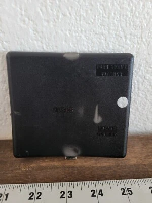 1981-1993 Dodge Ram VAN B150 B250 B350 painel interior fusível caixa capa preta - Imagem 1 de 4