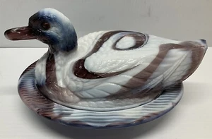 Rare Vintage Westmoreland Amethyst Purple White Slag Marble Glass Duck on Nest - Picture 1 of 14