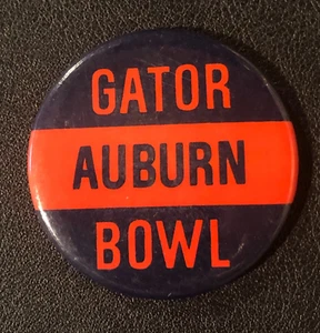 Auburn University Tigers NCAA VINTAGE SEC College Button Pinback Gator Bowl - Picture 1 of 2