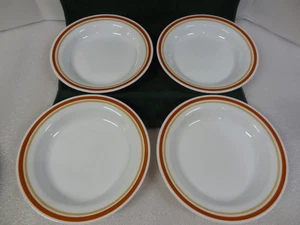 Vintage Set 4 Corelle Arancio Giallo Fascia Piatta Bordura Zuppiera Pasta Ceral Ciotola 8,5" - Foto 1 di 13