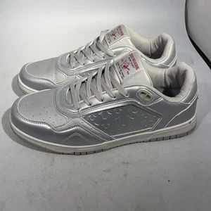 True Religion Jones Silber Lackleder Sneaker Schuhe Niedrig Herren Gr. 10 - Bild 1 von 8
