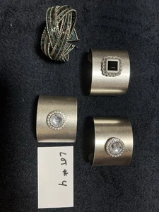 Silvertone Metal Cuff Bracelet Costume Jewelry - Picture 1 of 1