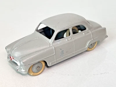Dinky Toys No. 24U Simca 9 Aronde - Image 1 of 4