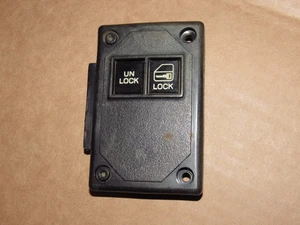 82-92 Chevrolet Camaro OEM Power Door Lock Switch Right - Picture 1 of 2