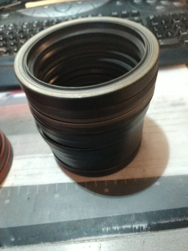 2 juntas cigüeñal SAAB 9-3 9-5 900 9000 NUEVAS - Traseras 55557240 Foto 1 de 1