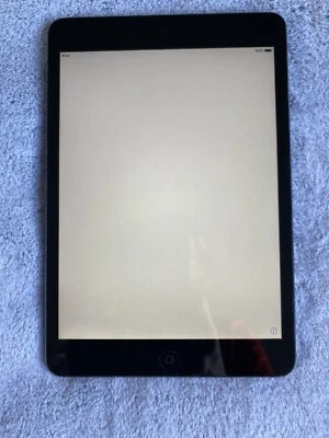 apple ipad mini 1 gen 16gb - Image 1 of 2