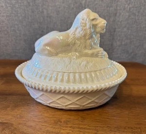 VINTAGE LION ON NEST WHITE Candy Dish Bowl Basket Glass In Light Pearl Sheen - Picture 1 of 24
