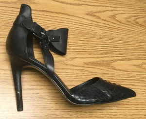 Correa al tobillo Dolce Vita puntiaguda tacones altos, serpiente negra, 9,5 - Imagen 1 de 8