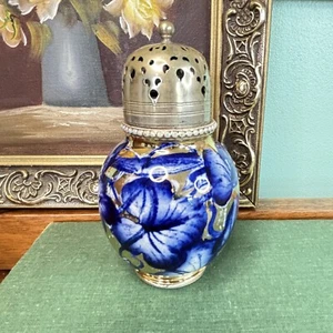 Coctelera de azúcar William Wood & Co placa de plata azul cobalto y dorado diseño floral - Imagen 1 de 9