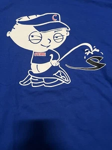 Y2K Stewie Griffin Family Guy Chicago White Sox Chicago Cubs T-Shirt Vintage - Picture 1 of 3