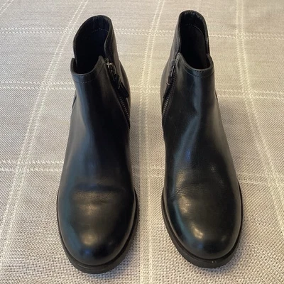 Botines negros Clark’s talla 6M Foto 1 de 4