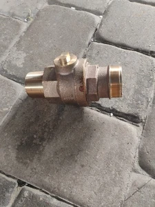 McDonald Brass Valve 1-1/2" X 1-1/2" Corporation VALVE FREE SHIP - Picture 1 of 1