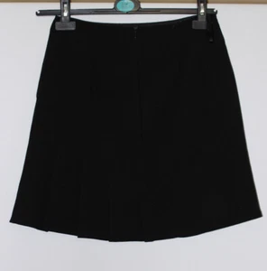 Falda negra F&F parte plisada talla 8 - Imagen 1 de 6