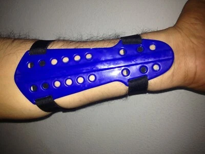 Cartel archery arm guard for recurve archery bow, Field and Barebow archery adju - Image 1 of 4