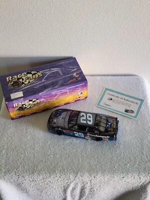 Kevin Harvick #29 2002 GM Goodwrench Service ET Action Race Fans Chrome - Image 1 of 4