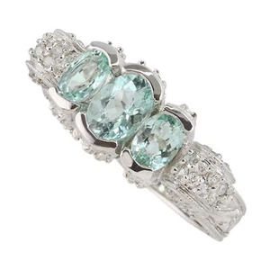 Anillo de tres piedras de oro blanco de 14 K ~ 2,54 quilates de turmalina paraiba y diamante de 0,60 quilates - Imagen 1 de 12