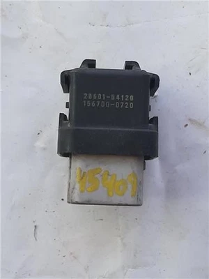 CAJA FUSIBLES RELÉ Toyota HILUX II Pick-up (_N_) 2.4 D 2L 2861067010 Foto 1 de 3