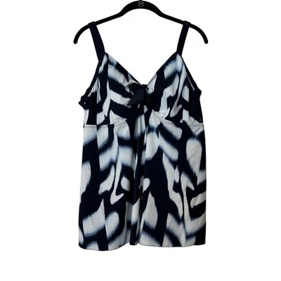 Top de baño Avenue Tankini tie dye azul marino y blanco talla 18W Foto 1 de 4