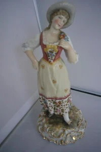 Porcelana De Rudolstadt Volksted/Turinge Campesina Con Sombrero Endimanchada XIX - Picture 1 of 12