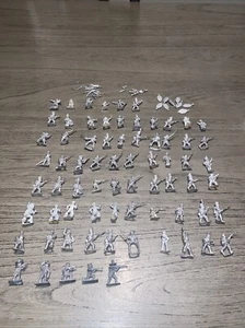 Lote De 70 Estatuillas Miniatura Soldados Históricos De Peltre De Colección Mix Workshop - Imagen 1 de 22