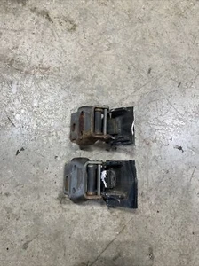 Par de bisagras de puerta trasera para pasajero Jeep Cherokee XJ 97-01 4 puertas OEM negras (BLK01) - Imagen 1 de 6
