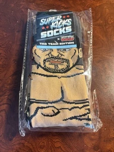 The Acclaimed Socks Pro Wrestling Crate AEW All Elite Max Caster Anthony Bowens - Imagen 1 de 2