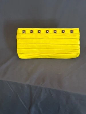 Bolso sin asas Gianni Bini estilo tirar abierto color amarillo Foto 1 de 4