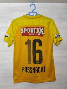 #16 FASSNACHT BSC YOUNG BOYS 2017-18 HOME SHIRT NIKE JERSEY SOCCER SIZE M - Picture 1 of 20