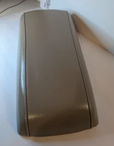 ✅2011 - 2014 Ford Edge Center Console Arm Rest ARMREST Lid Top TAN BEIGE OEM - Bild 1 von 9