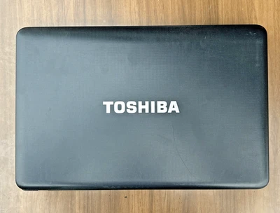 Toshiba Satellite C655-S5128 Laptop 15" Intel Core i3 WINDOS-7 PARTS - Image 1 of 4