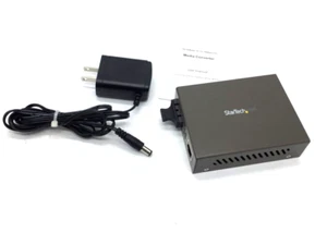 StarTech.com Convertisseur fibre Gigabit Ethernet vers SC 550m MCMGBSC055 - Photo 1/8