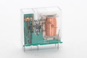 Miniatur-Leistungs-Relais Gavazzi Typ MZP-R1 A 002 46 05, 26 V / 5 A / 250 VAC - Bild 1 von 3