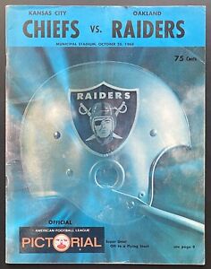1968 Kansas City Chiefs vs Oakland Raiders Program-Len Dawson Daryle Lamonica