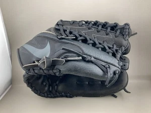 Nike MVP Edge 12" RHT Guanto da Baseball in Pelle, Nero/Grigio BF1727-012 Mano Destra - Foto 1 di 9