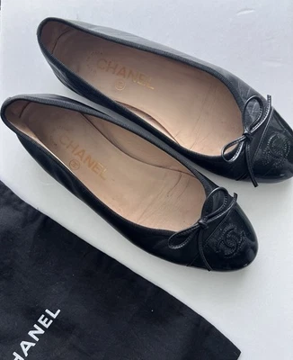 Bailarina Chanel Logo CC Puntera Ballet Plana Negra/Negro, Talla 37 Foto 1 de 4