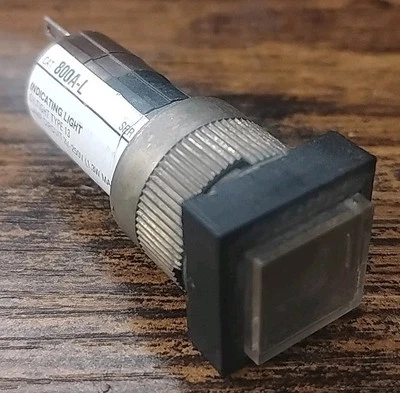 Allen-Bradley CAT 800A-L Serie B Cabeza Cuadrada Transparente Luz Indicadora  Foto 1 de 4