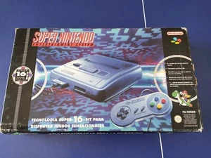 CONSOLA SNES SUPER NINTENDO CON CAJA Y MANUAL , VERSION ESPAÑOLA - Imagen 1 de 16