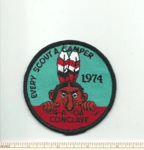 DP SCOUT BSA 1974 OA SEZIONE 4-A TOPPA CONCLAVE OGNI SCOUT UN CAMPER INDIANO WWW - Foto 1 di 2
