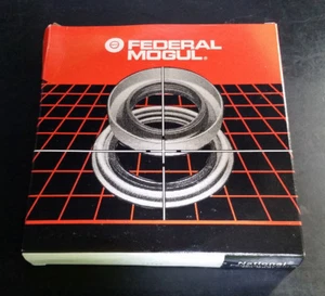 FEDERAL MOGUL OIL SEAL 6872S - Picture 1 of 4