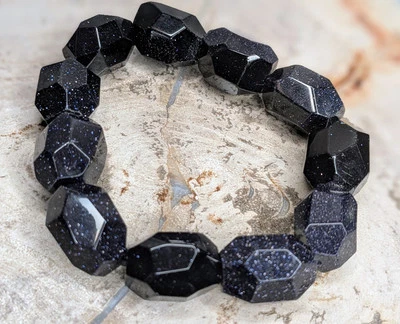 Pulseira elástica de pedra preciosa azul ouro hexagonal 13x18mm - motivação e energia - Imagem 1 de 4