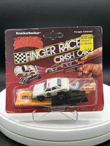 RARE 1981 Knickerbocker Dukes of Hazzard Finger Racers Crash Cars! Rosco! - Picture 1 of 2
